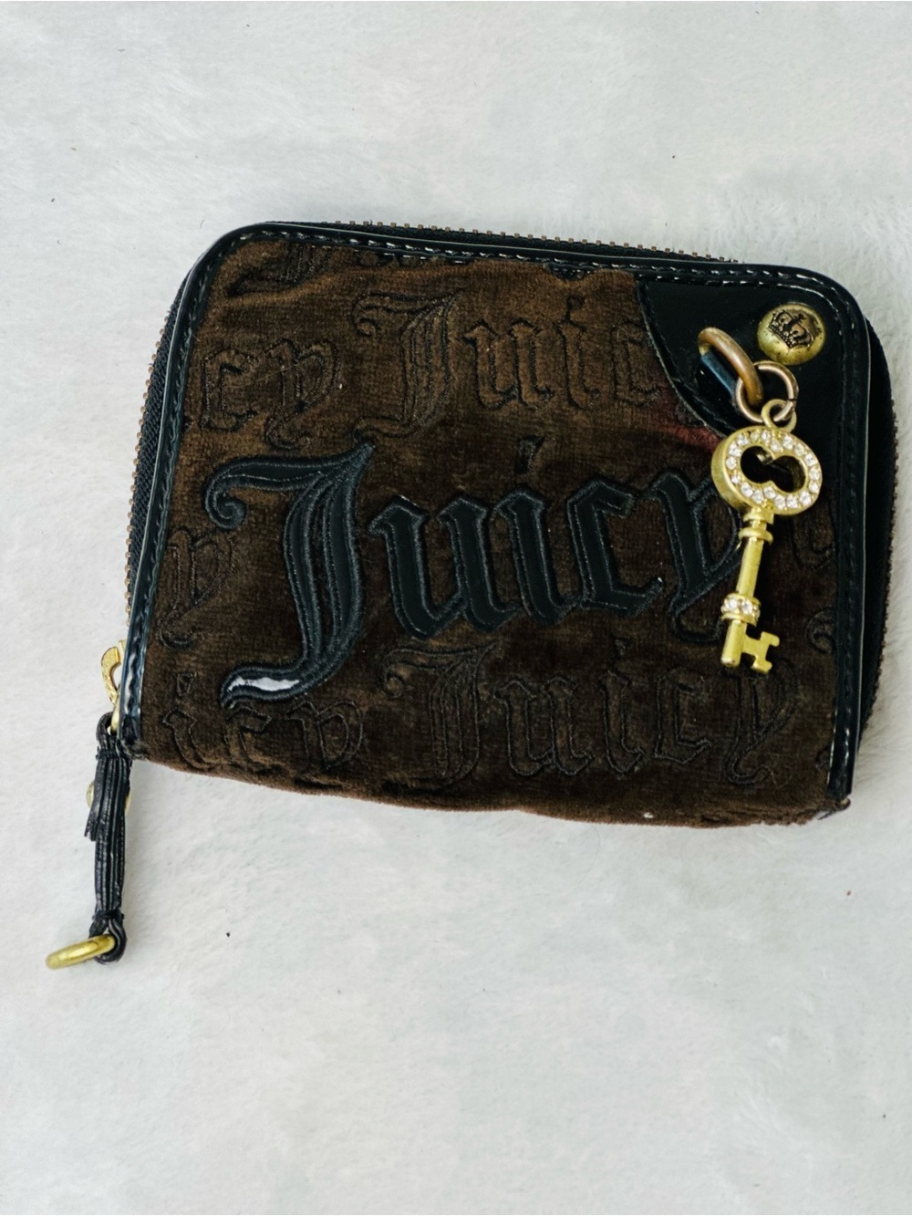 Vintage Y2K Juicy Couture Velour Trifold Wallet